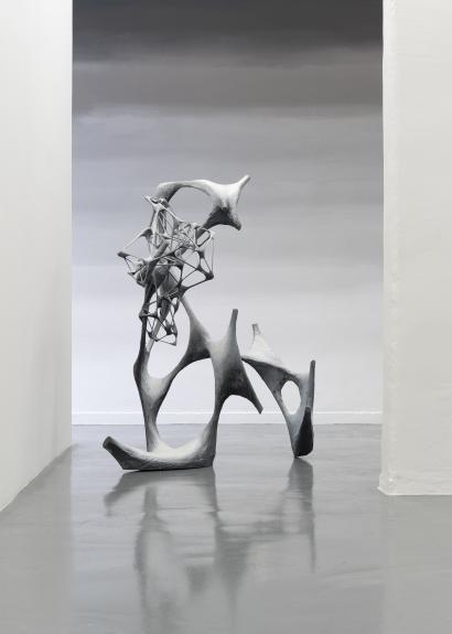 "Fragment" 2019 Wolfgang Flad, sculpture, wood, papier-mâché, plaster, paint and varnish